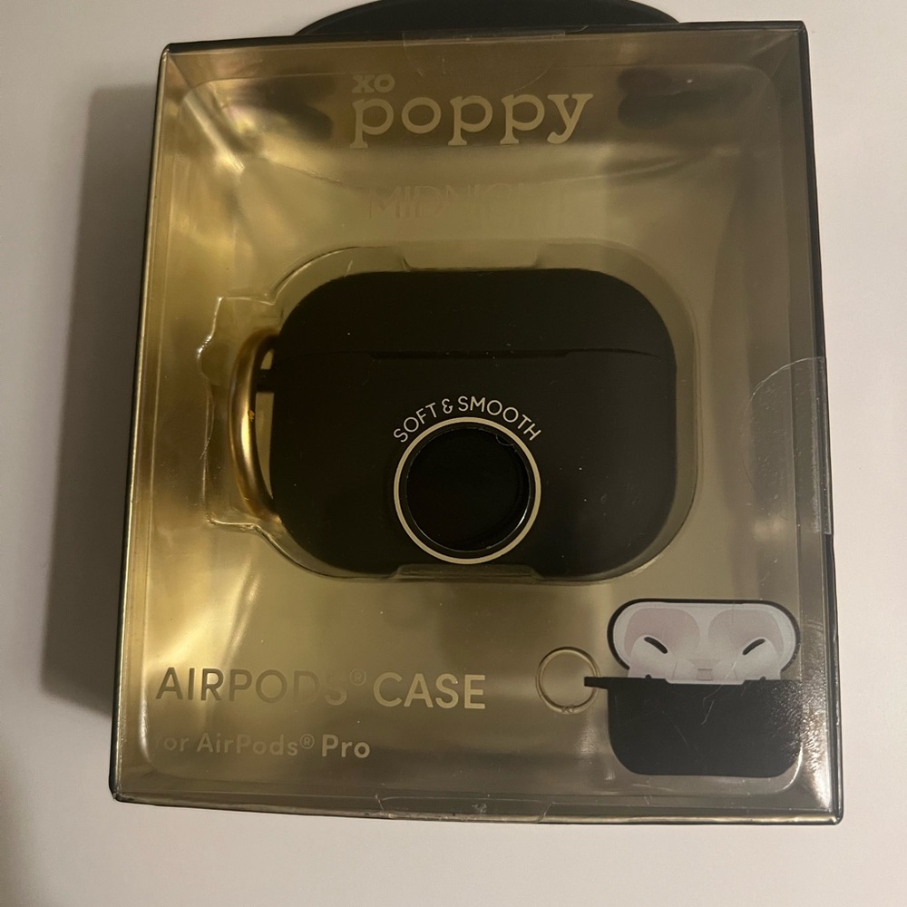 xo poppy AirPods Pro Case